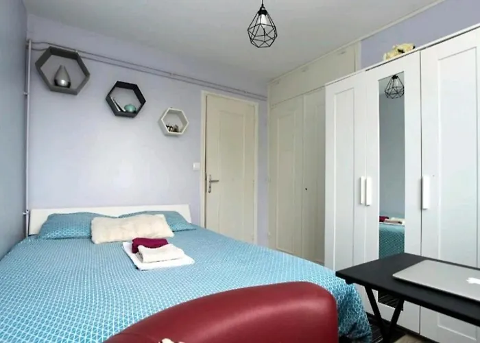 Chambres A Louer Dans Appartement Balcon - Wifi - Parking Gratuit